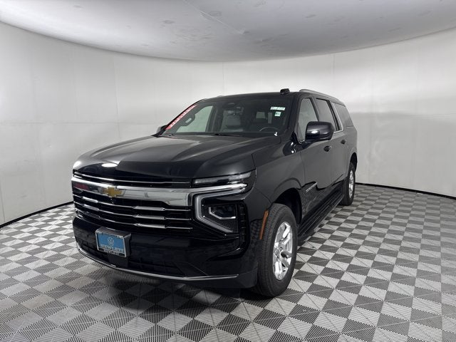 2025 Chevrolet Suburban LT