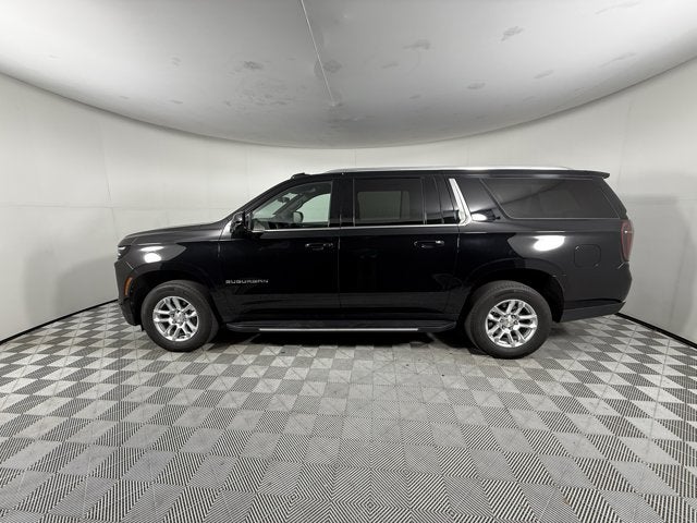 2025 Chevrolet Suburban LT