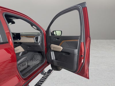 2025 GMC Canyon 4WD Denali