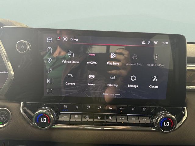 2025 GMC Canyon 4WD Denali