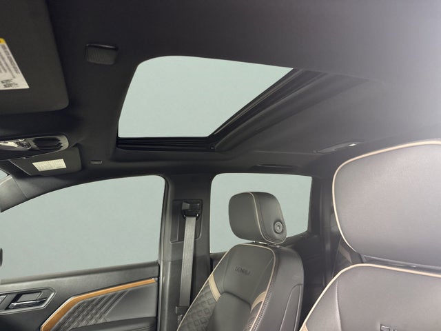 2025 GMC Canyon 4WD Denali