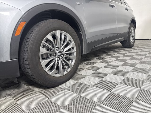 2025 Cadillac XT4 FWD Premium Luxury