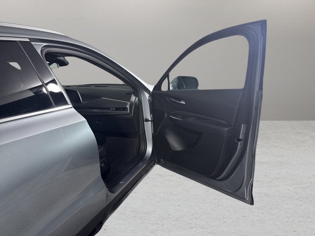 2025 Cadillac XT4 FWD Premium Luxury