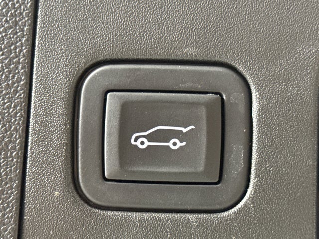 2025 Cadillac XT4 FWD Premium Luxury
