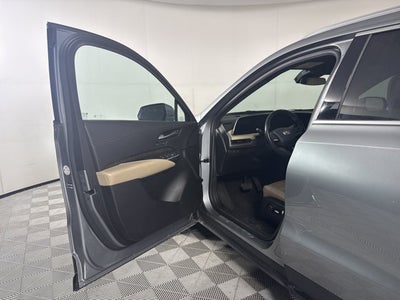 2024 Cadillac XT4 FWD Premium Luxury