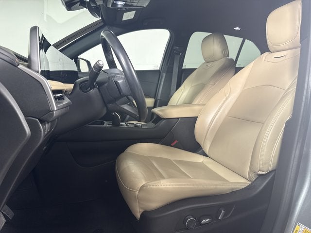 2024 Cadillac XT4 FWD Premium Luxury