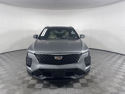 2024 Cadillac XT4 FWD Premium Luxury
