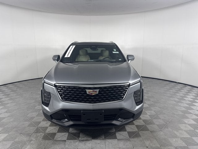 2024 Cadillac XT4 FWD Premium Luxury