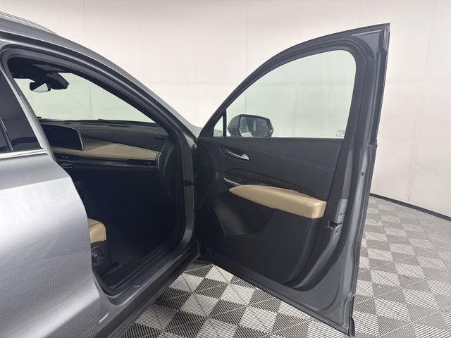 2024 Cadillac XT4 FWD Premium Luxury