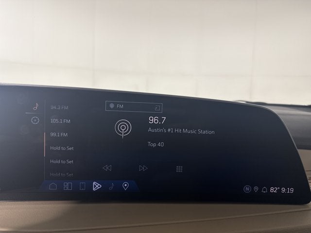 2024 Cadillac XT4 FWD Premium Luxury