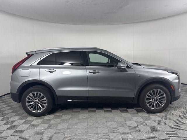 2024 Cadillac XT4 FWD Premium Luxury