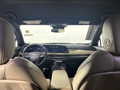 2024 Cadillac XT4 FWD Premium Luxury