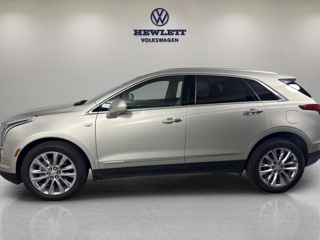 2017 Cadillac XT5 Platinum AWD