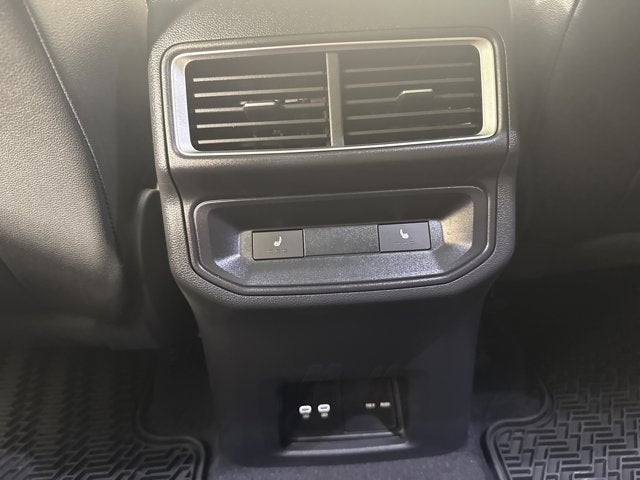 2025 Volkswagen Atlas Cross Sport 2.0T SEL R-Line Black