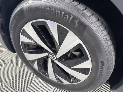 2023 Volkswagen ID.4 Pro