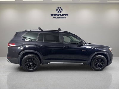 2024 Volkswagen Atlas 2.0T Peak Edition SE w/Technology