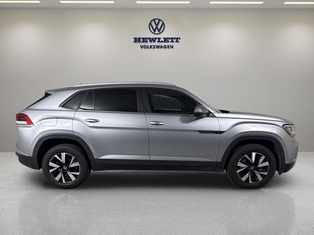 2022 Volkswagen Atlas Cross Sport 2.0T SE