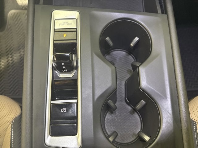 2025 Volkswagen Atlas Cross Sport 2.0T SE