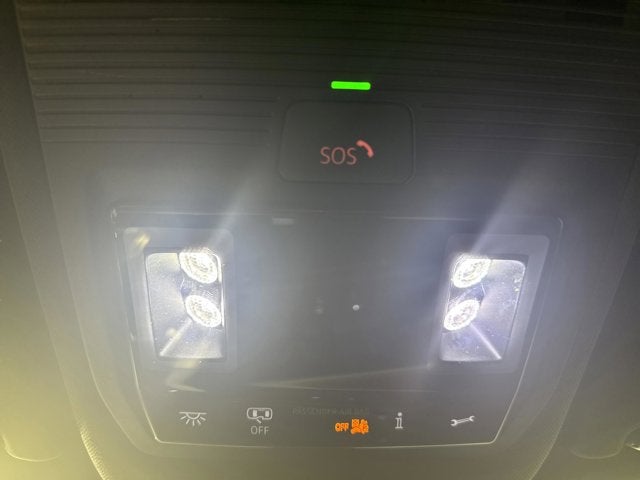 2025 Volkswagen Atlas Cross Sport 2.0T SE