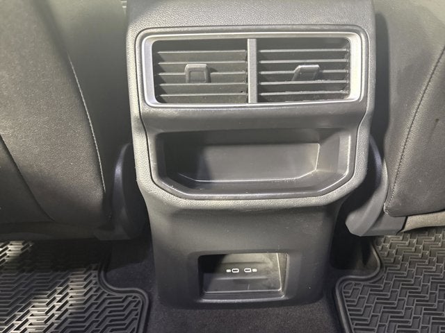 2025 Volkswagen Atlas Cross Sport 2.0T SE