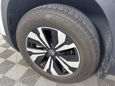 2025 Volkswagen Atlas Cross Sport 2.0T SE