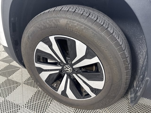 2025 Volkswagen Atlas Cross Sport 2.0T SE