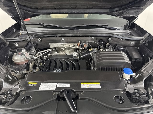 2023 Volkswagen Atlas Cross Sport 3.6L V6 SEL Premium R-Line