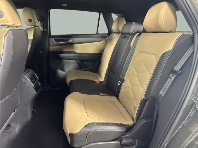 2025 Volkswagen Atlas Cross Sport 2.0T SE w/Technology