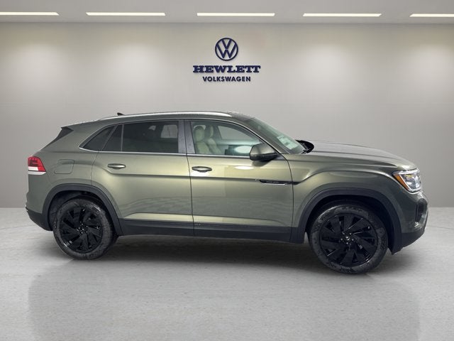2025 Volkswagen Atlas Cross Sport 2.0T SE w/Technology