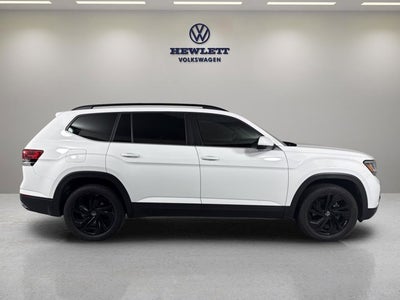 2022 Volkswagen Atlas 3.6L V6 SE w/Technology