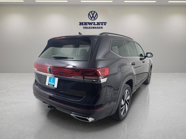 2025 Volkswagen Atlas 2.0T SE w/Technology
