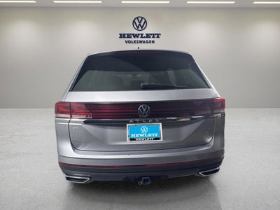 2025 Volkswagen Atlas 2.0T SE w/Technology