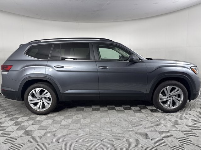 2022 Volkswagen Atlas 3.6L V6 SE w/Technology