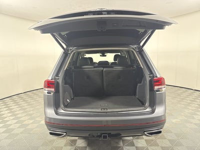 2025 Volkswagen Atlas 2.0T SE w/Technology