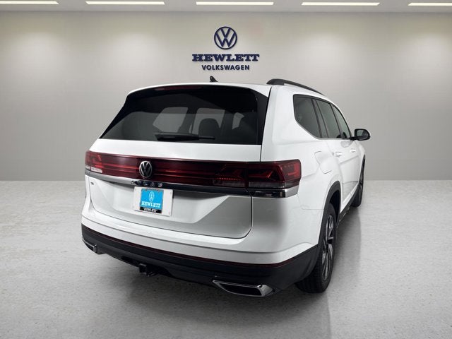 2025 Volkswagen Atlas 2.0T SE w/Technology