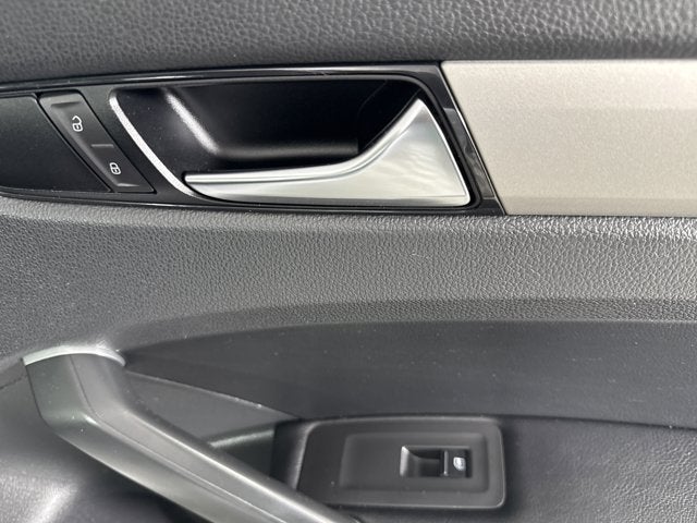 2021 Volkswagen Passat 2.0T SE