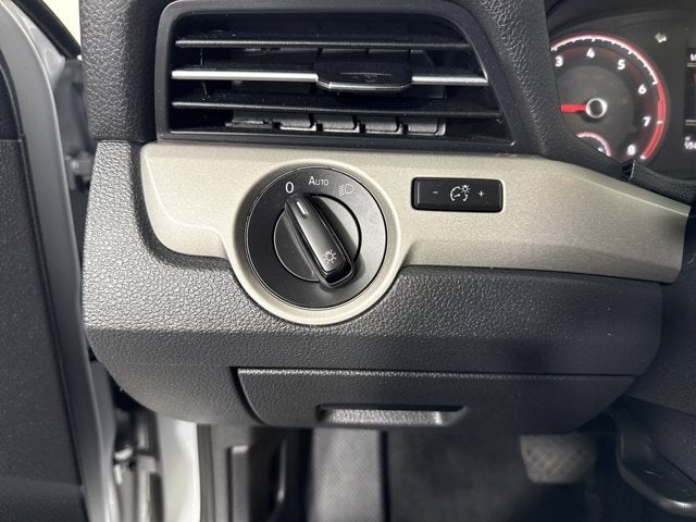 2021 Volkswagen Passat 2.0T SE