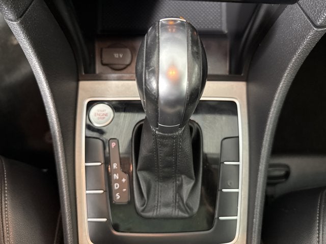 2021 Volkswagen Passat 2.0T SE