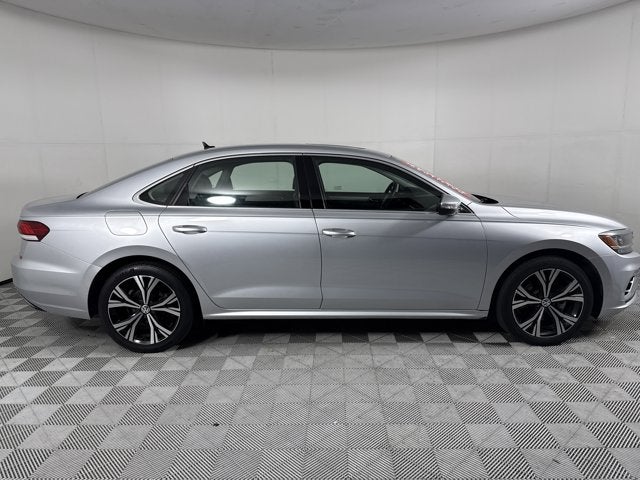 2021 Volkswagen Passat 2.0T SE