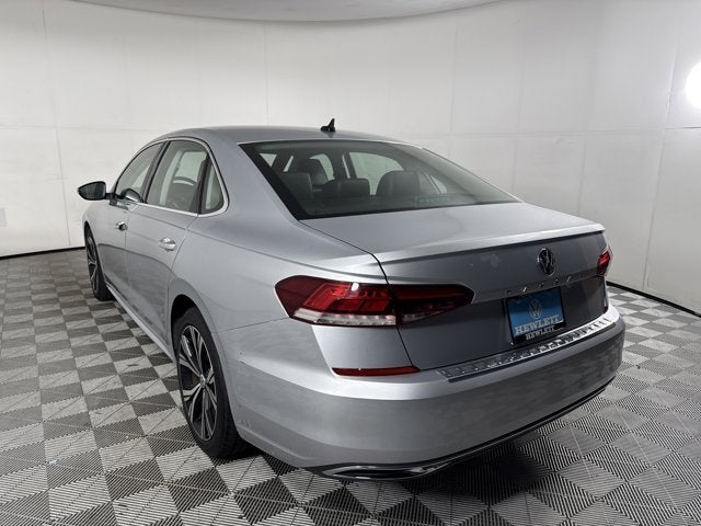 2021 Volkswagen Passat 2.0T SE