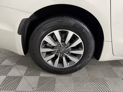 2021 Chrysler Pacifica Hybrid Touring L