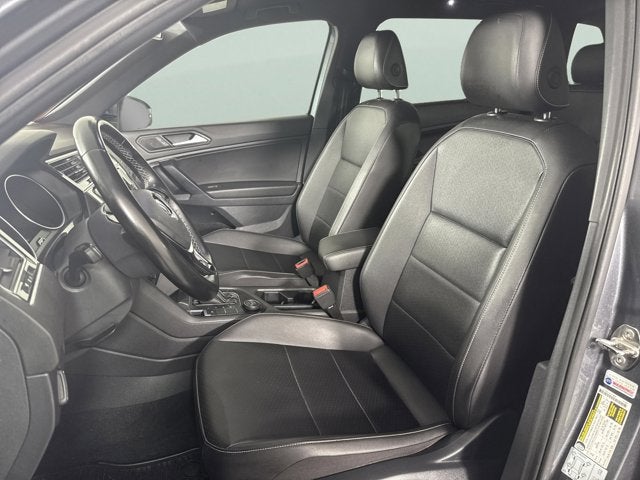 2021 Volkswagen Tiguan SE R-Line Black