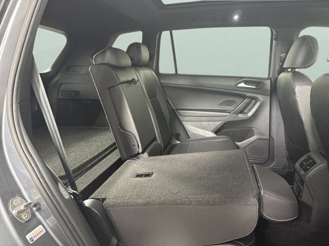 2021 Volkswagen Tiguan SE R-Line Black