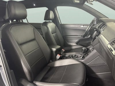 2021 Volkswagen Tiguan SE R-Line Black