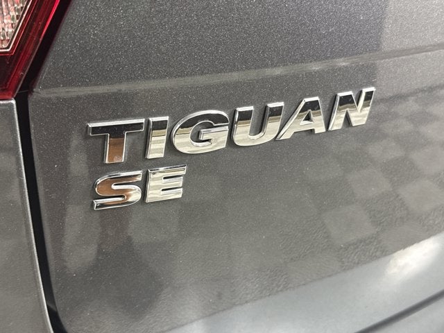 2021 Volkswagen Tiguan SE R-Line Black