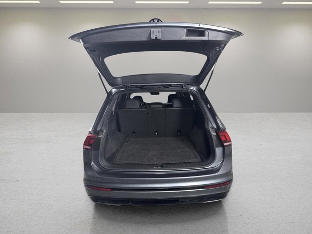 2021 Volkswagen Tiguan SE R-Line Black