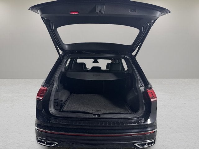 2024 Volkswagen Tiguan SEL R-Line