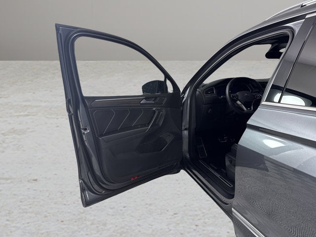 2024 Volkswagen Tiguan SEL R-Line