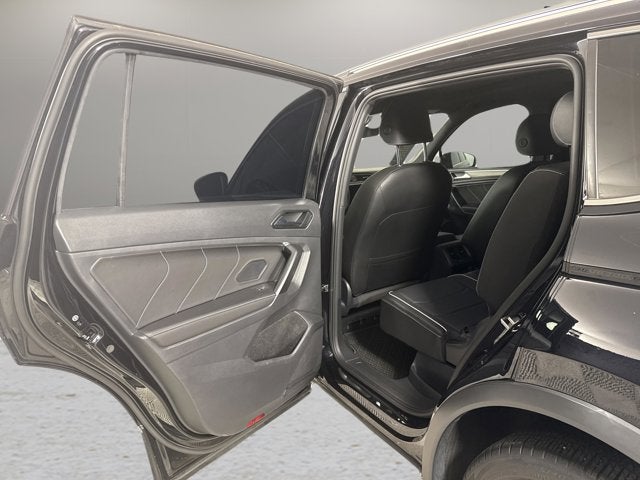 2022 Volkswagen Tiguan SEL R-Line