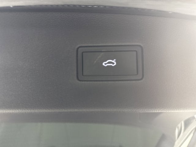 2022 Volkswagen Tiguan SEL R-Line